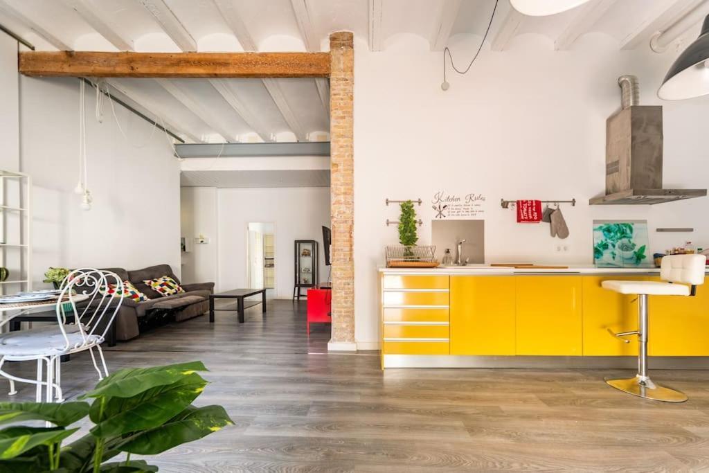 120 Sqm Loft-Style Apartment Beach Royal Marina Valencia Buitenkant foto