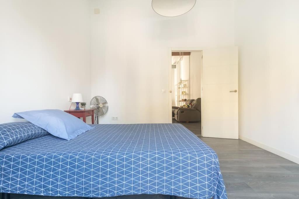 120 Sqm Loft-Style Apartment Beach Royal Marina Valencia Buitenkant foto