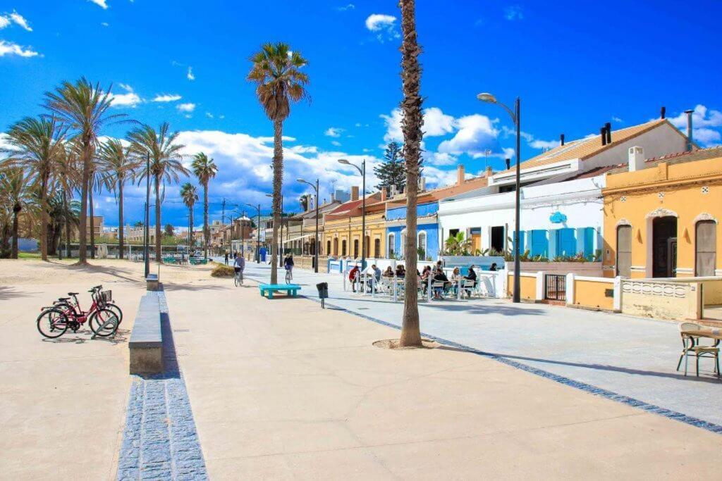 120 Sqm Loft-Style Apartment Beach Royal Marina Valencia Buitenkant foto